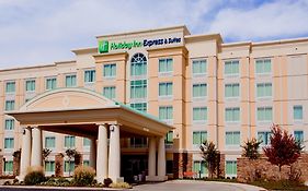 Holiday Inn Express & Suites Jackson Northeast